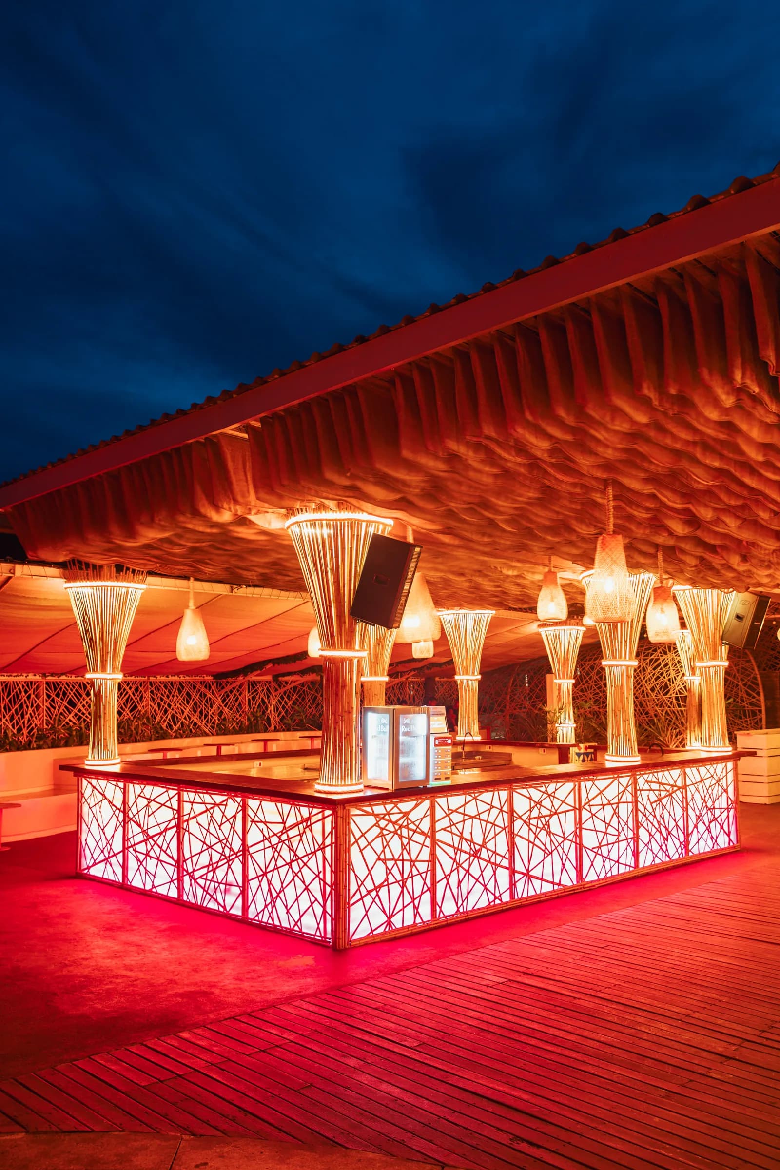 Paradise Blue — Silk Beach Club Búzios
