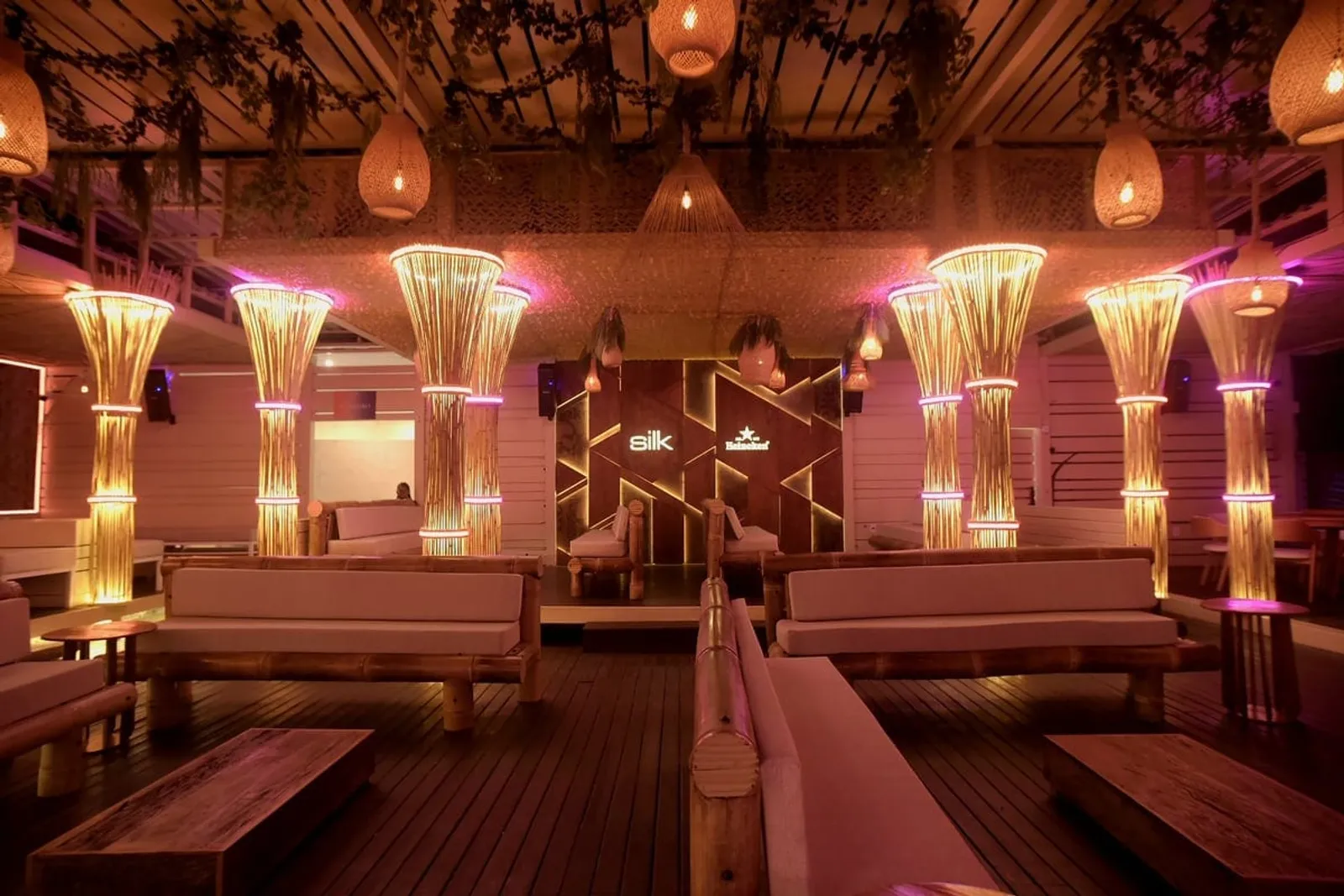 Paradise Blue — Silk Beach Club Búzios